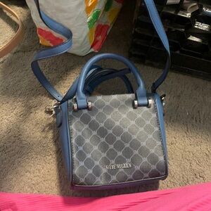 Huge moving so don’t miss out